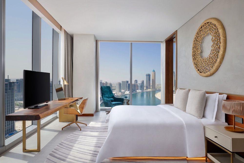 The St. Regis Downtown Dubai 3/35