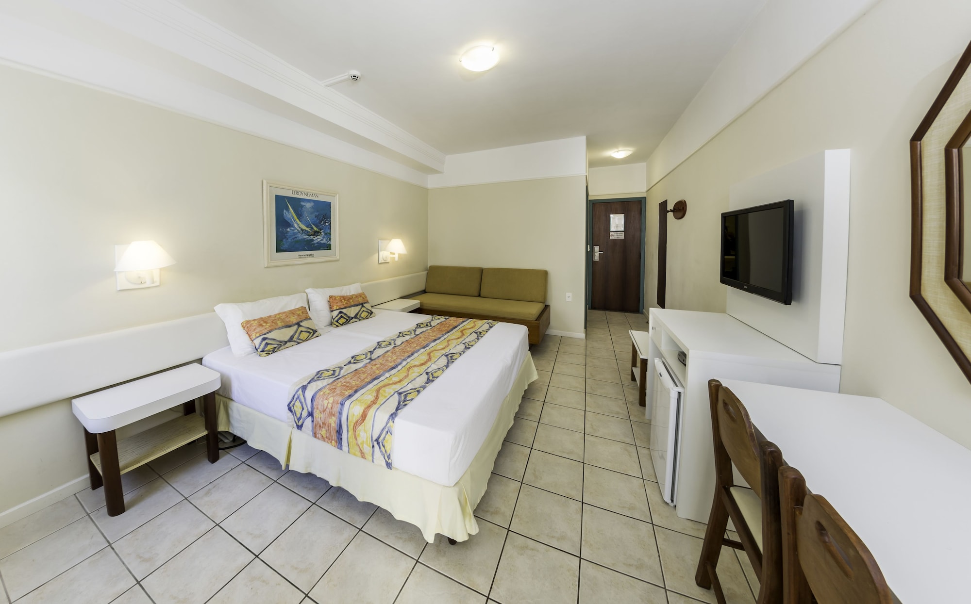 SUPERIOR, DOUBLE BED, COURTYARD VIEW