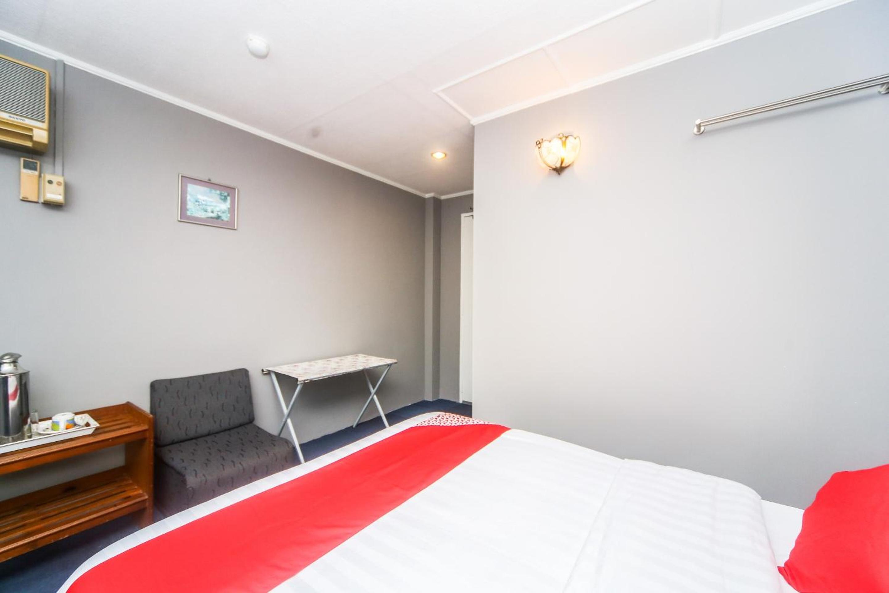 Oyo 1026 Hotel Lutana 26/39