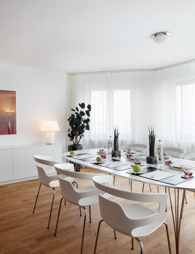 Lindner Hotel Frankfurt Main Plaza, Part of Jdv by Hyatt 52/67
