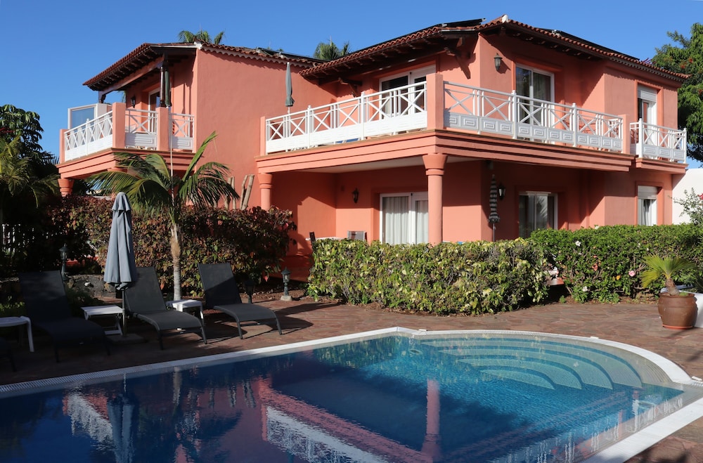 Apartamentos Vistamar 27/29