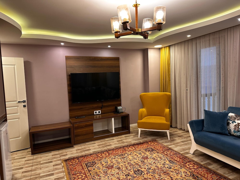 Hayat Rose Hotel 46/66