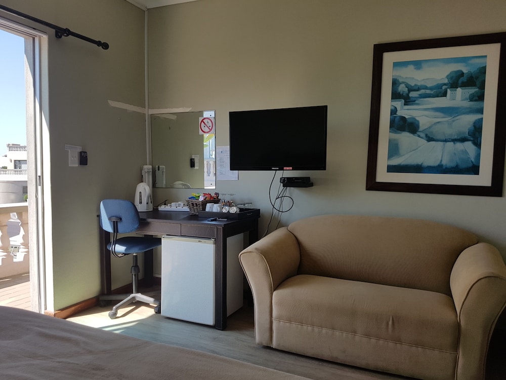 Melkbosch Guesthouse 27/50