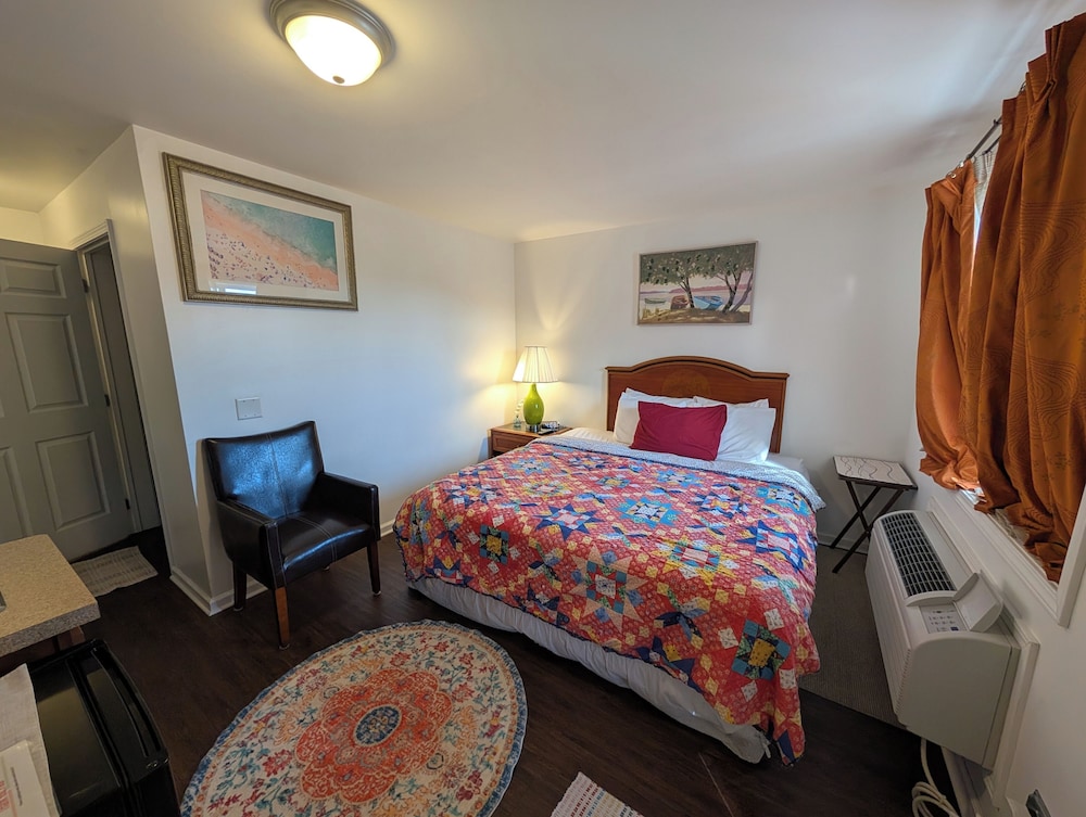 Apple Inn And Suites 25/50