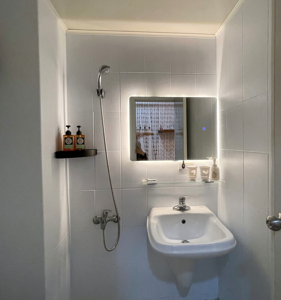 Mei Hsiao Yuen Hostel 48/49