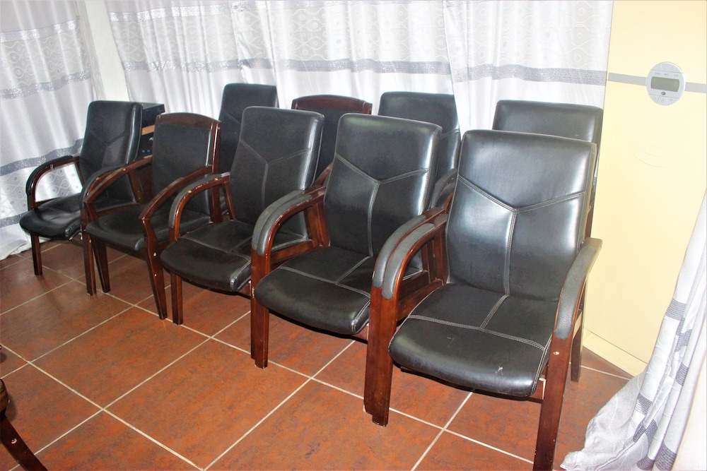 Riviera Hotel Benin 25/42