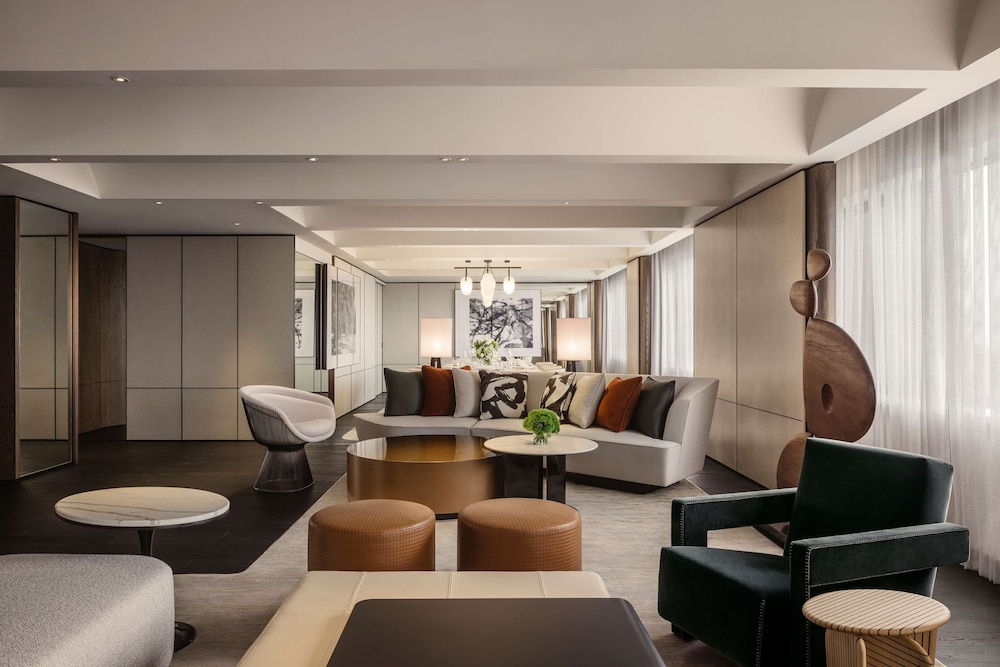 Hilton Singapore Orchard 32/56