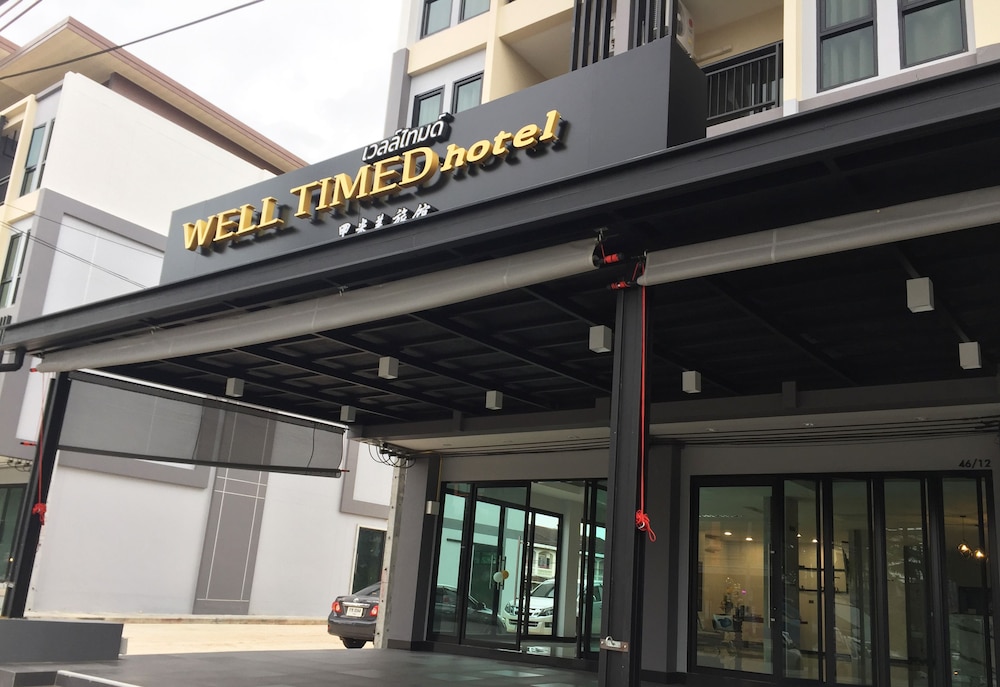 Well Timed Hotel 32/41