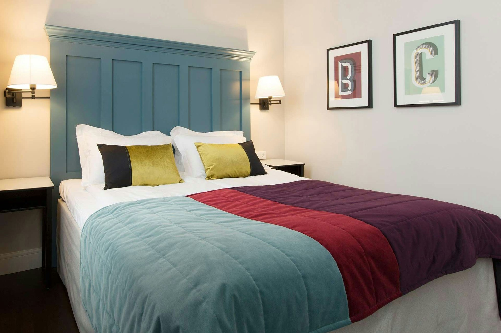 Deluxe, Double Bed