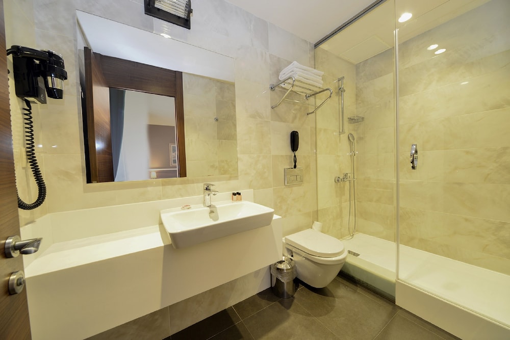 Hotel Le Maritime 48/48