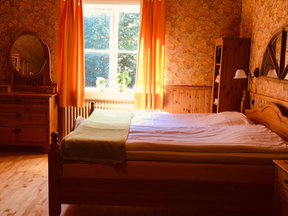 Annes Hus 12/50