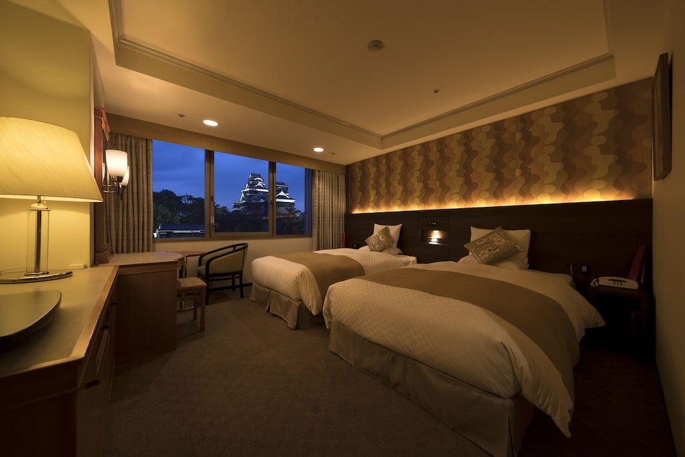 ROOM, TWIN BEDS, CASTLE VIEW