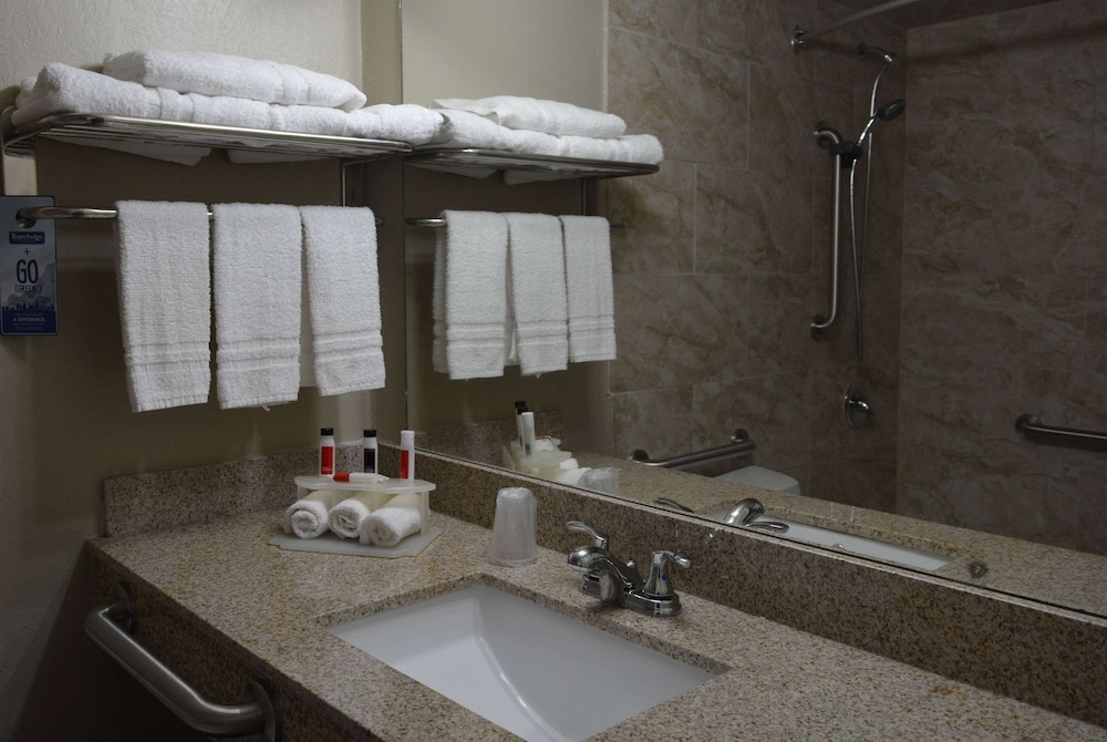 Travelodge by Wyndham Trinidad 18/18
