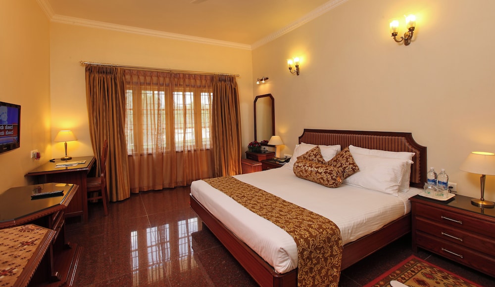 Premier, Twin Beds, Nature View