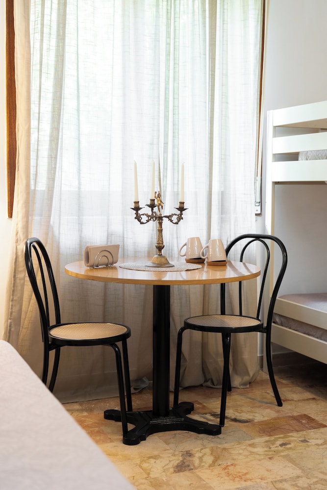 L'anfiteatro Di Pompei B&B 37/50
