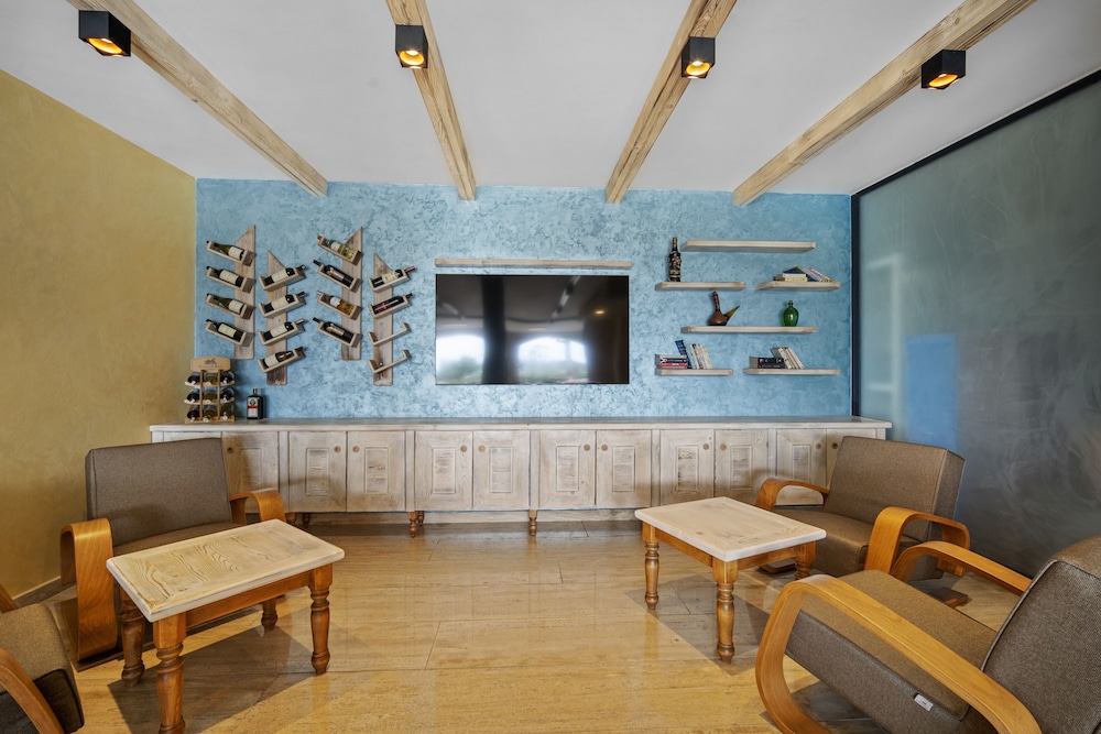 Zeyt Inn Hotel 14/32