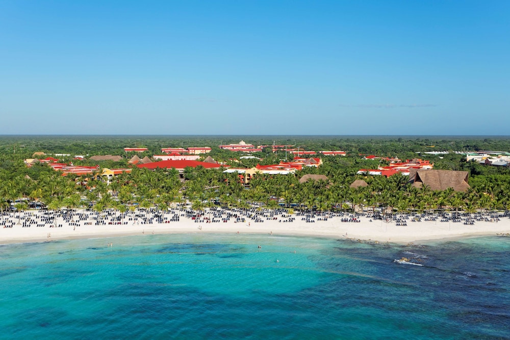 Barcelo Maya Tropical 42/48
