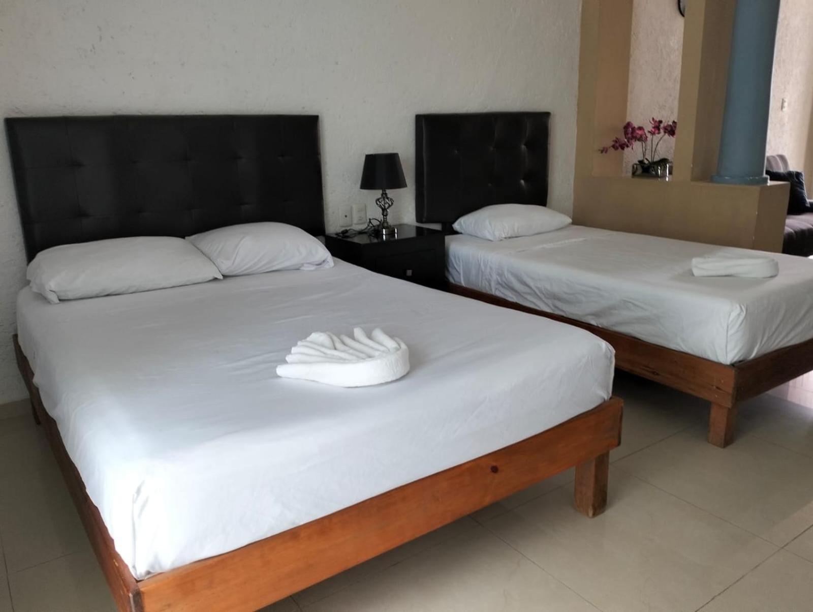 OYO Hotel Dos Mundos Aeropuerto Internacional de Cozumel 22/56