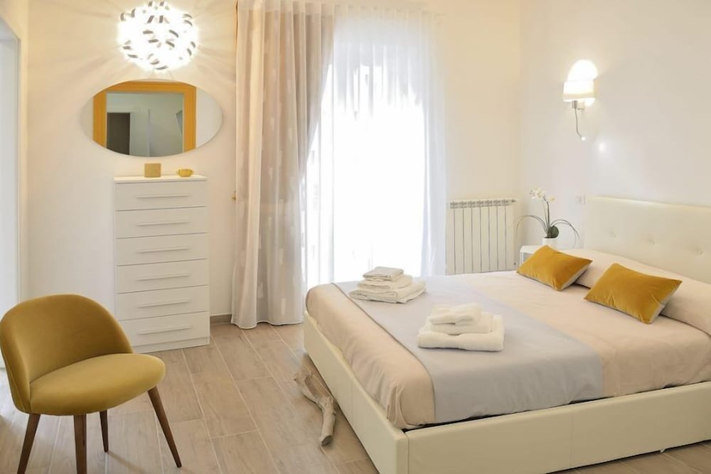 Duca 70 Suite Home 4/33