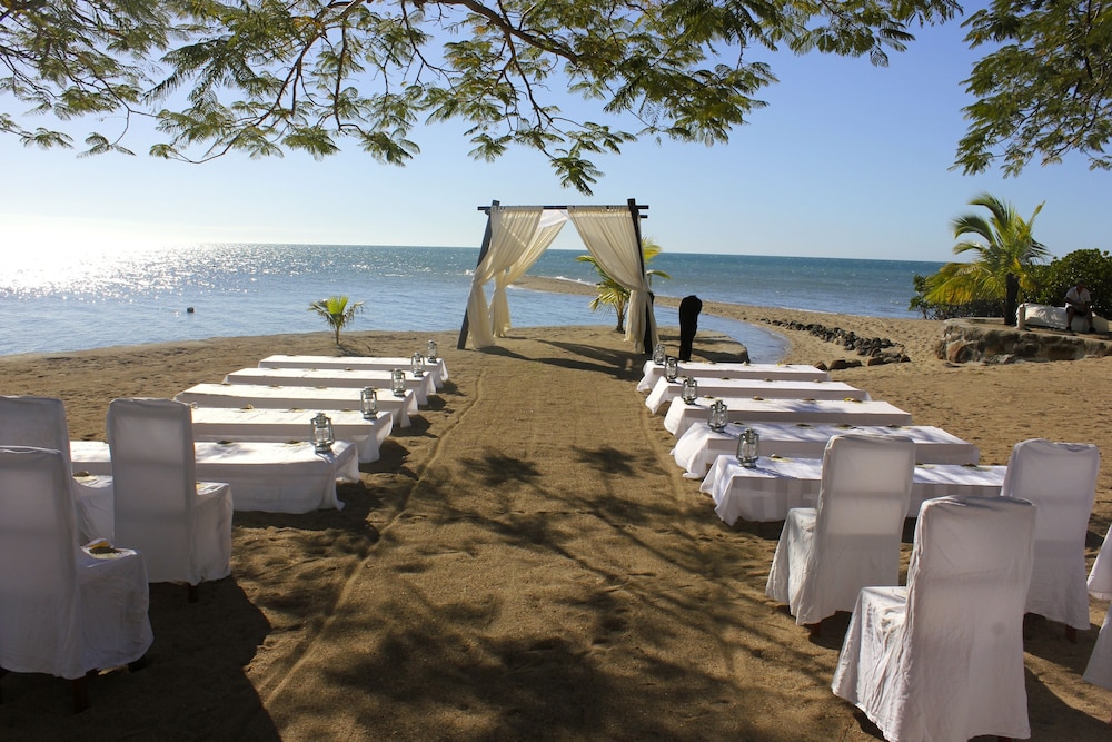 Volivoli Beach Resort 38/50