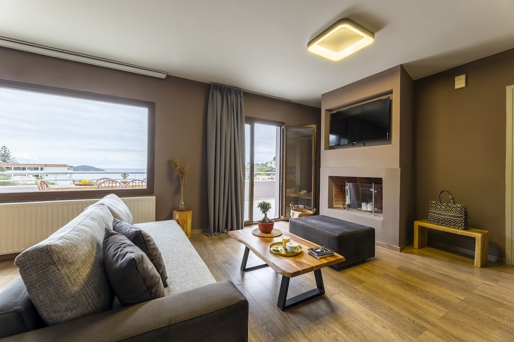 Skiathos Avaton Suites and Villas 19/66