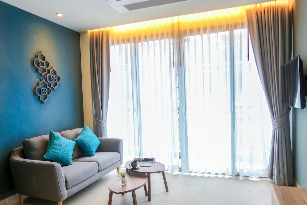 AtEase Phuket Patong 54/82
