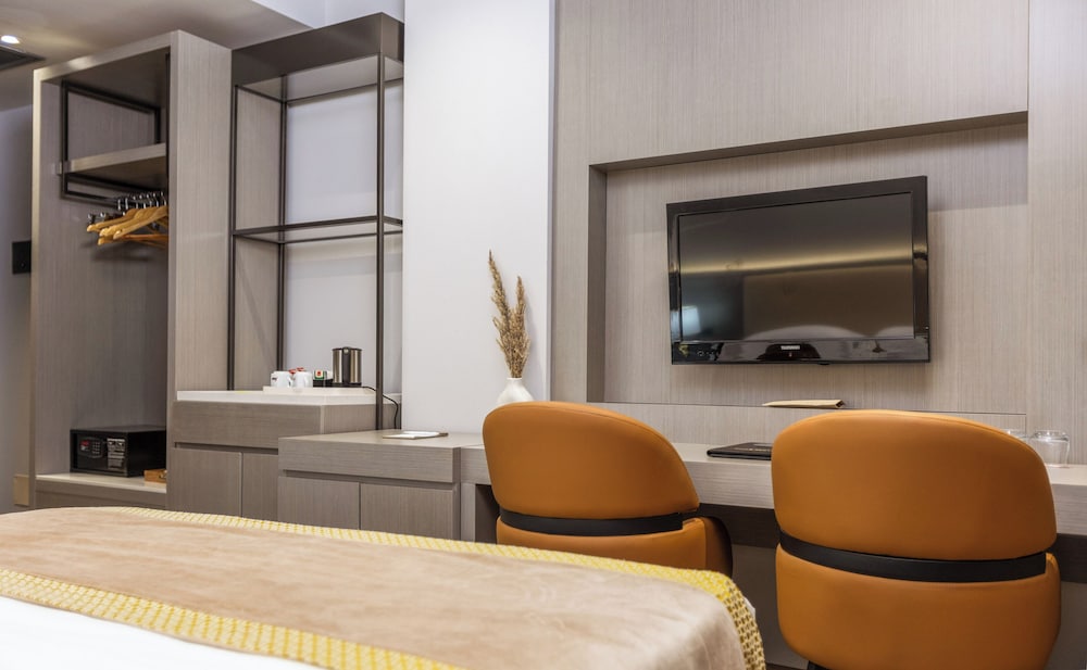 Grand Hotel Europa 33/50