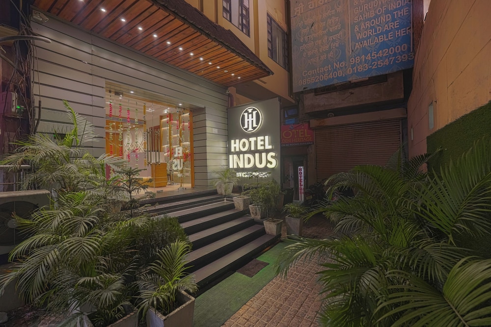INDUS HOTEL 47/51
