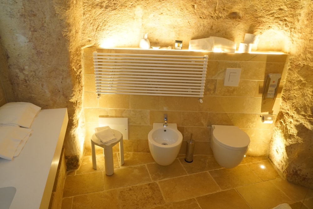 Cinque Elementi Sassi Matera 38/50
