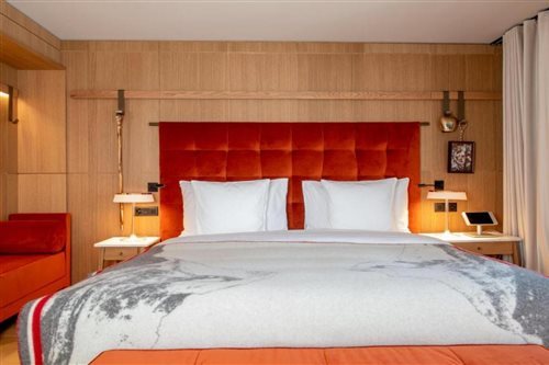 غرفة قياسية، Schweizerhof Zermatt Hotel 3/5