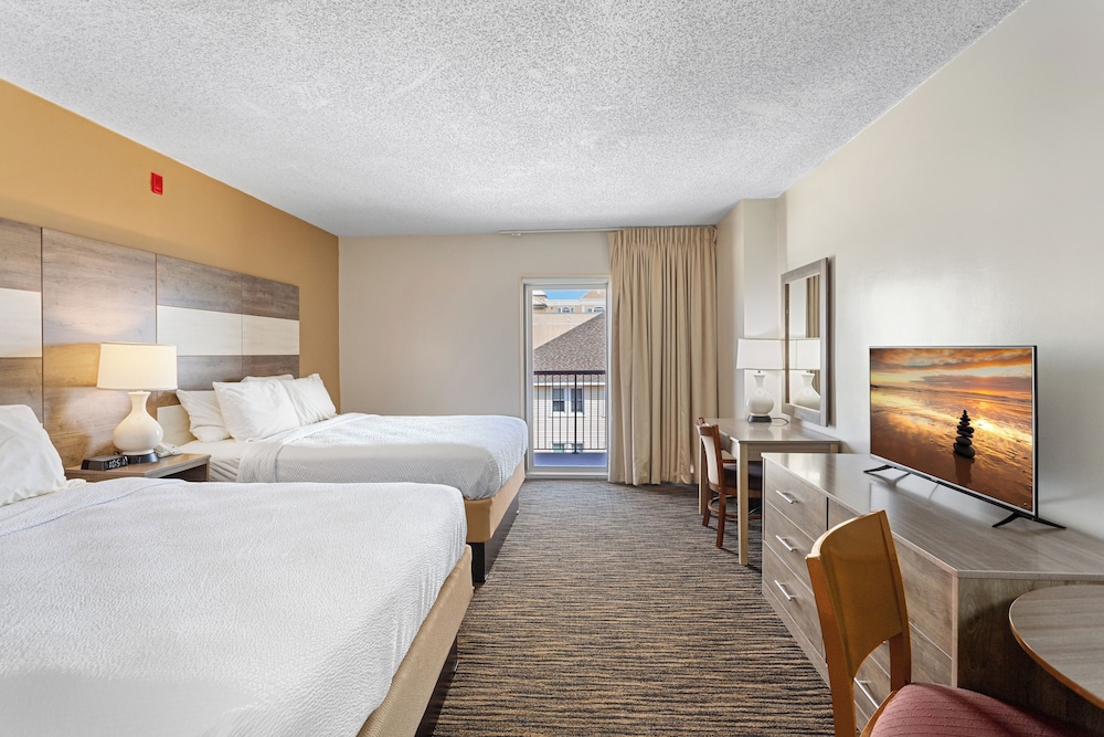 Americana Motor Inn Oceanfront 14/30