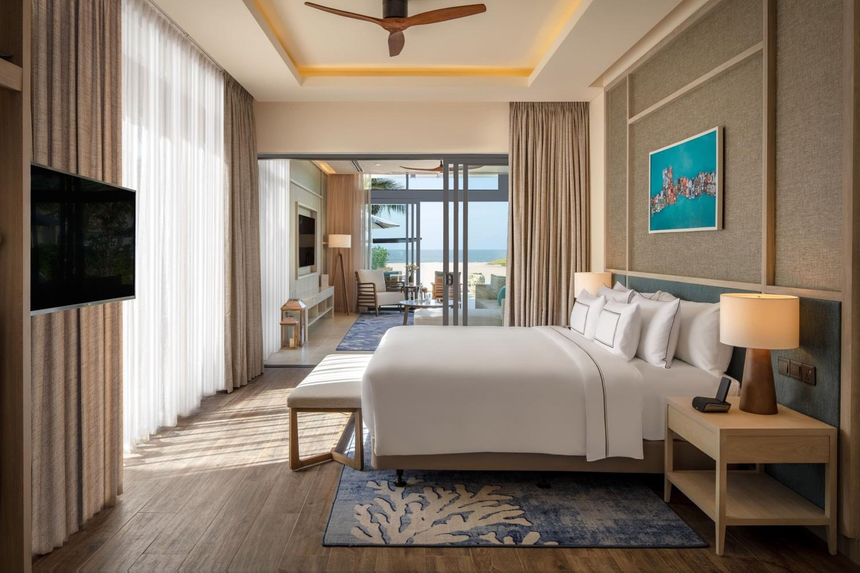 1 Bedroom, Pool, the Level, Villa, King Bed, Ocean Front, Lounge Access