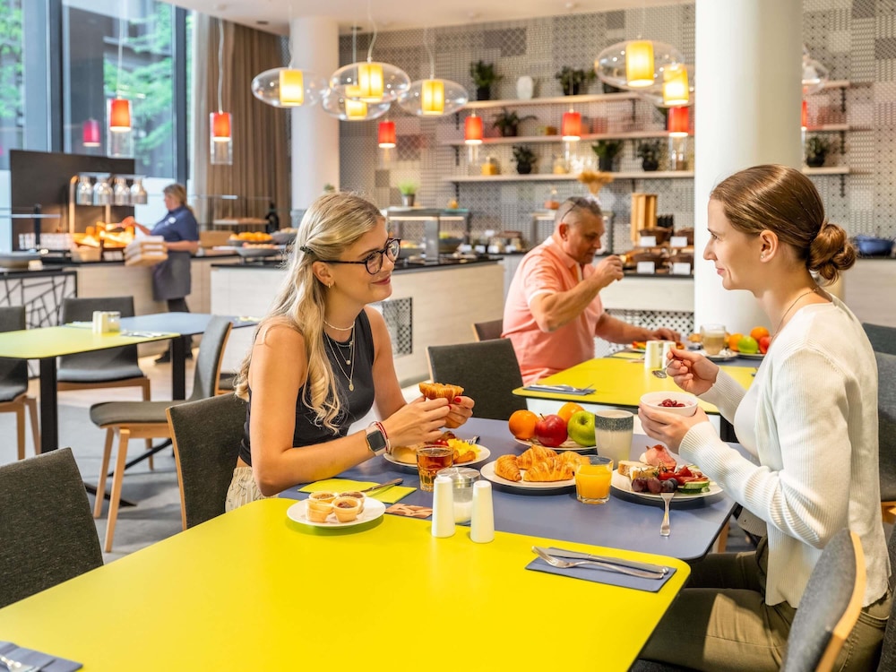Novotel Wien Hauptbahnhof 54/74