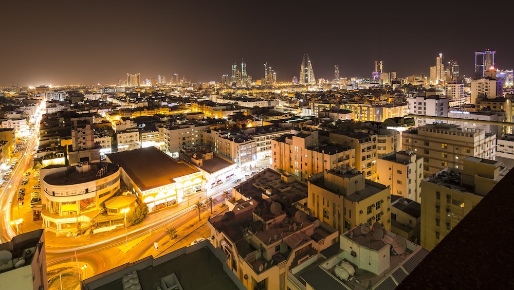 Monroe Hotel Bahrain 65/66