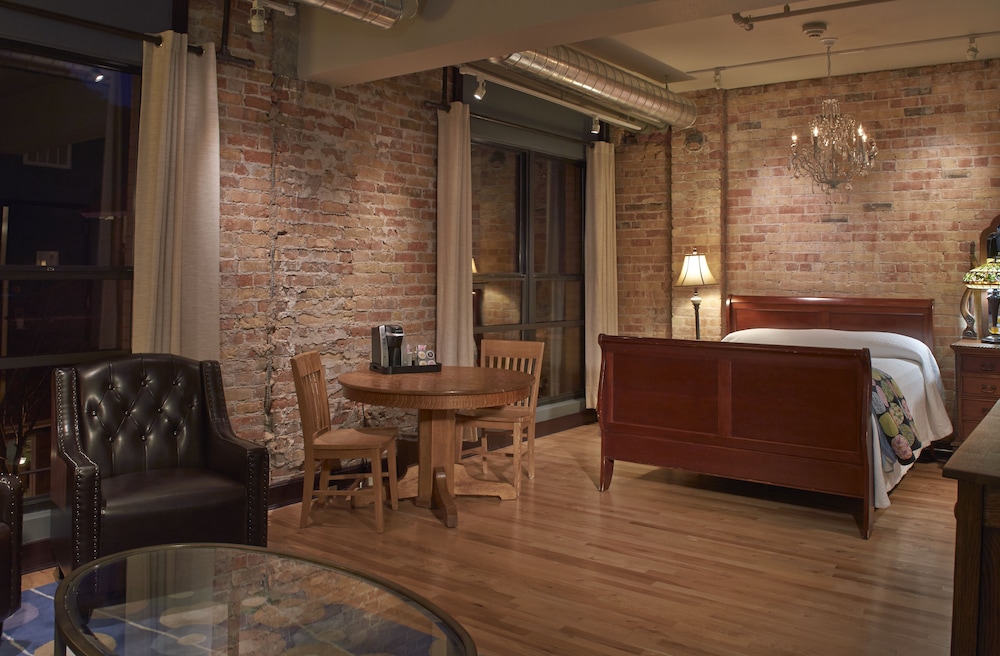Hotel Maxwell Anderson 7/69