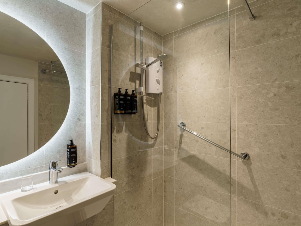Mercure Blackburn Dunkenhalgh Hotel and Spa 50/50