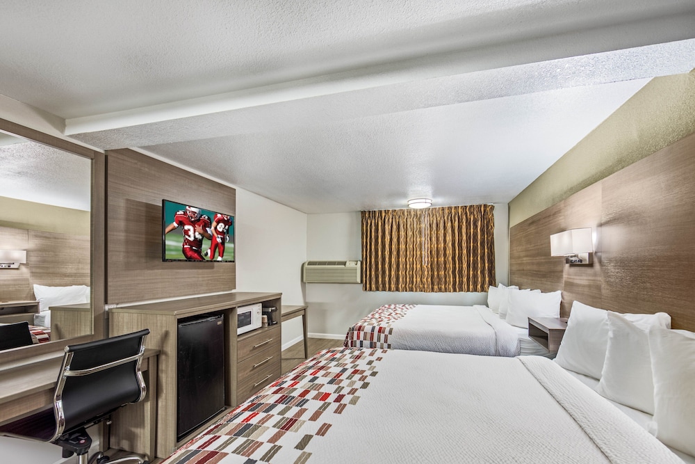 Ramada by Wyndham Medford Airport North 11/47