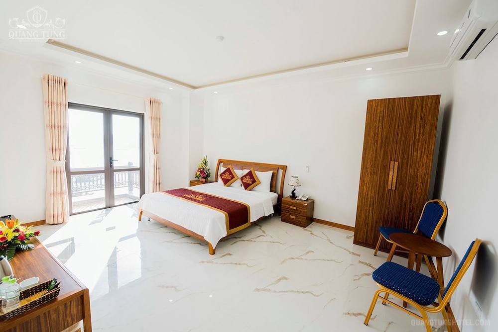Quang Tung Hotel 18/45