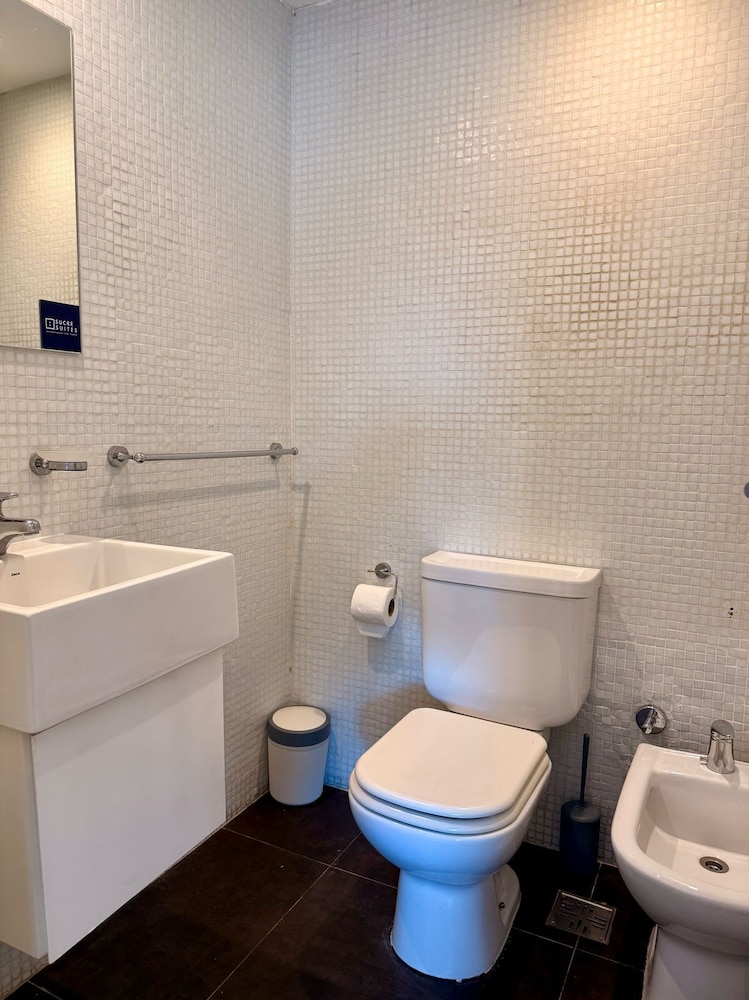 Sucre Suites 78/78