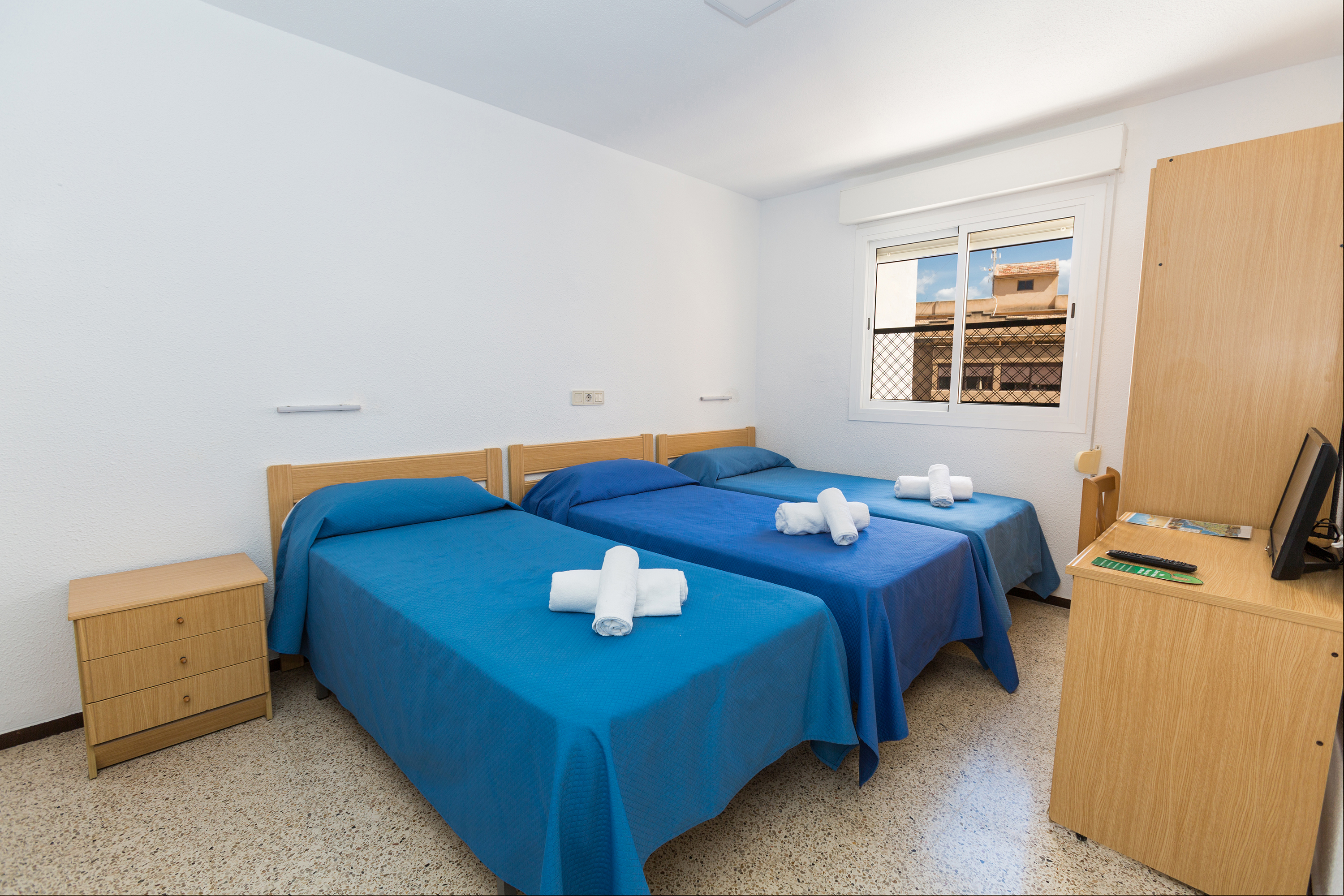 Room, Triple, No Balcony