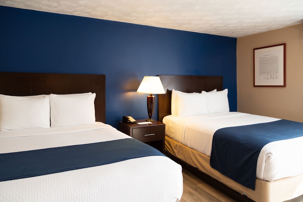 Hotel Pentagon 6/20