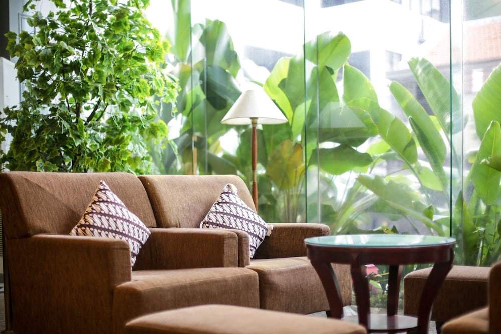 Johns Pardede International Hotel 27/36