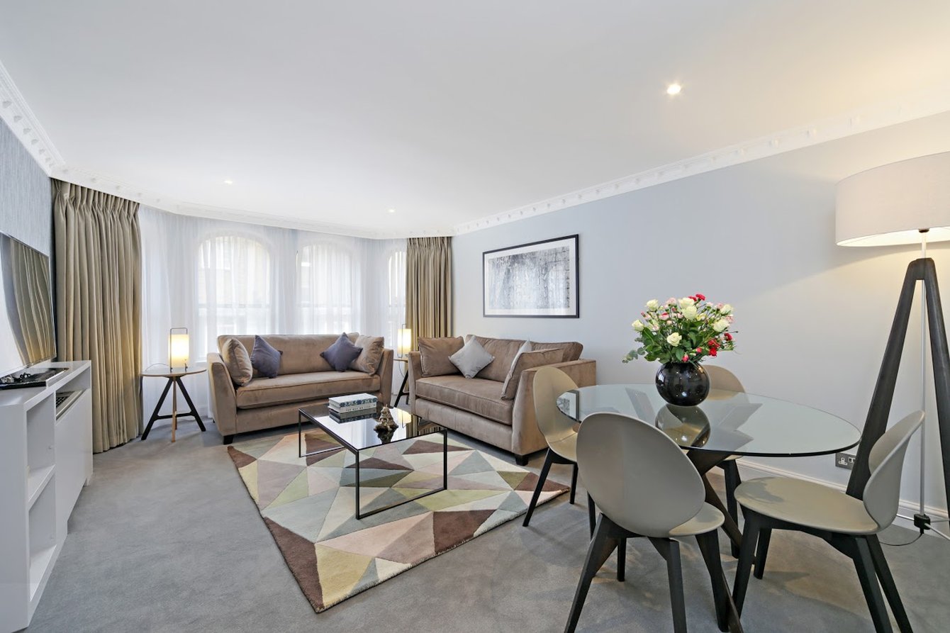 Mayfair House 40/58