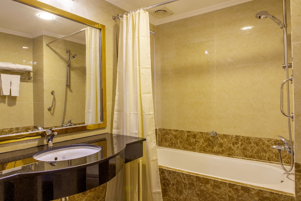 Huong Sen Hotel 36/71