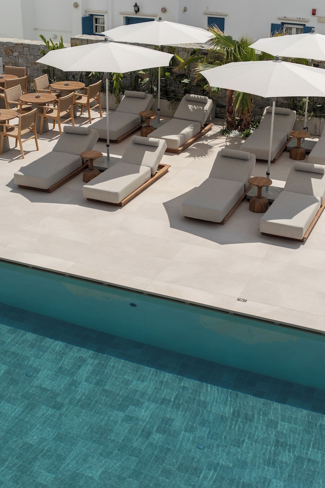 Nuca Mykonos 44/48