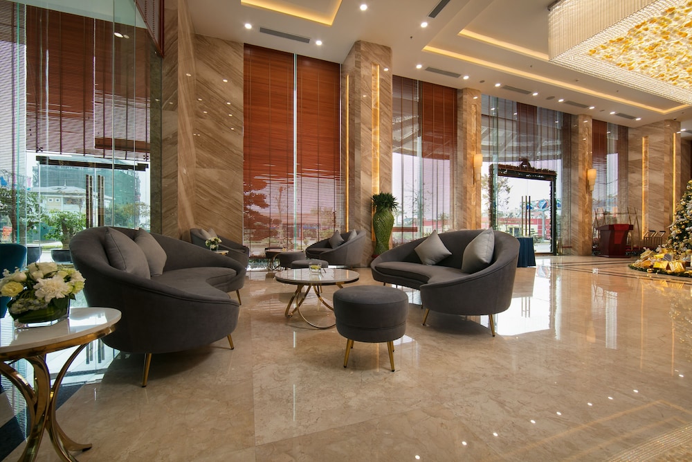Ha Long Marina Hotel 20/32