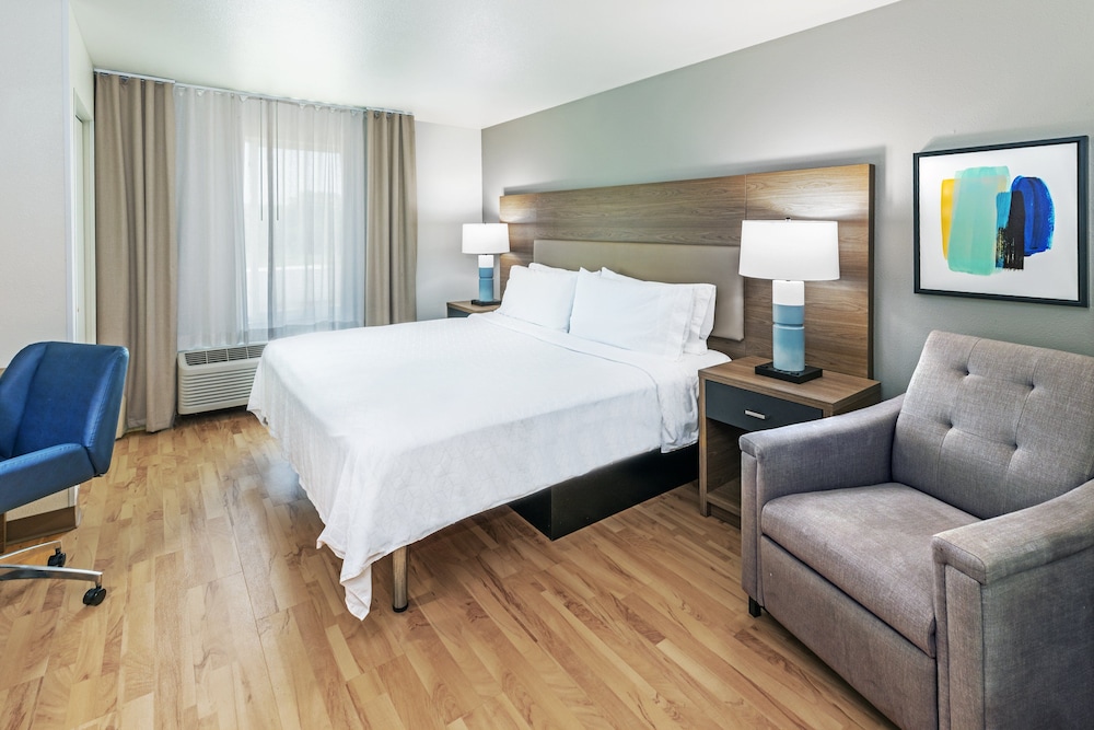 Candlewood Suites Muskogee, an IHG Hotel 19/51