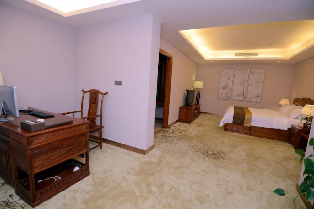 Baoyue Hotel 5/26