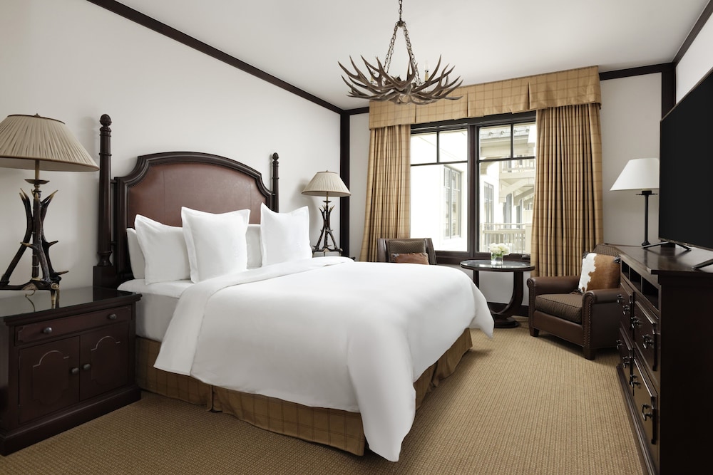 3 Bedrooms, Residence, 2 Double Beds, 2 King Beds, Four Seasons Resort and Residences Vail 3/5