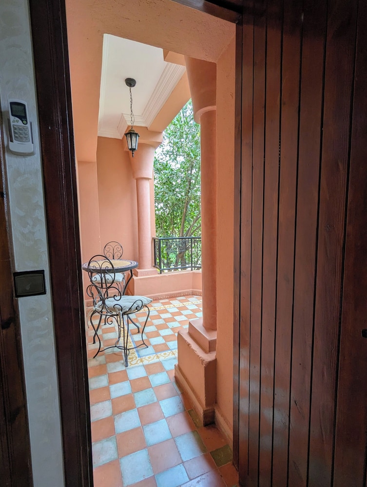 Riad Las Palmeras 24/50